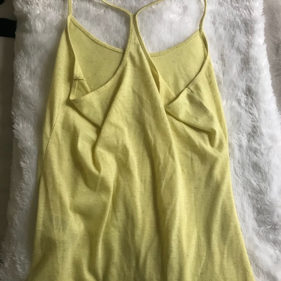 Yellow tank - Picture 2 of 3